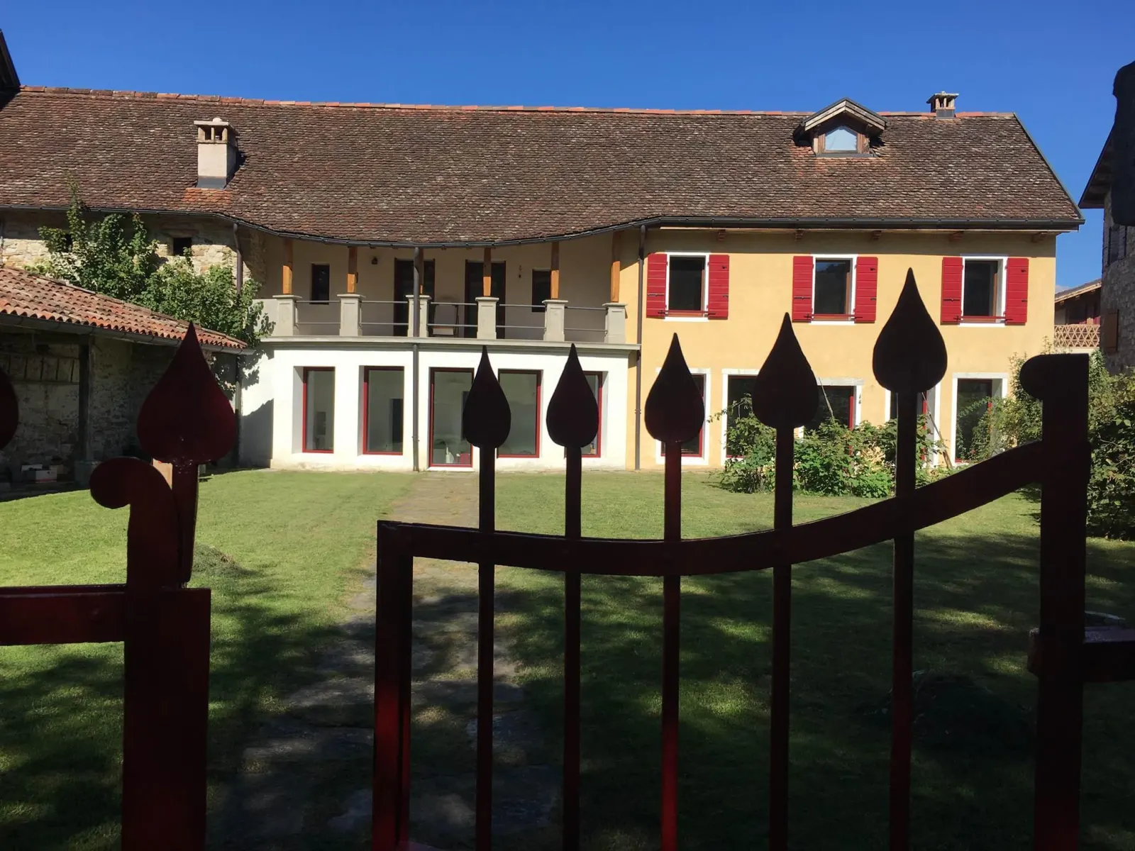 LA SERRA BED & BREAKFAST