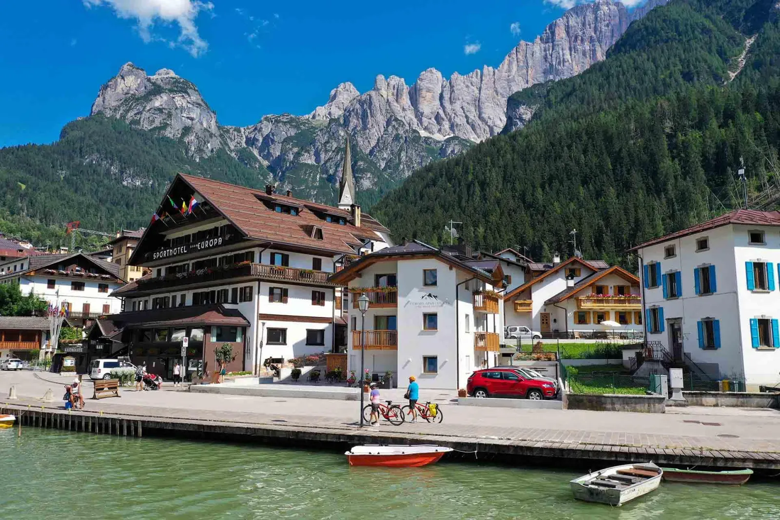 EUROPA APARTMENTS