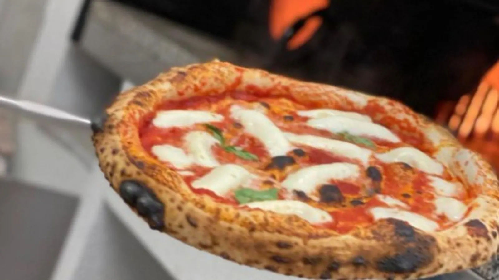 Pizzeria da asporto Mordi Pizza